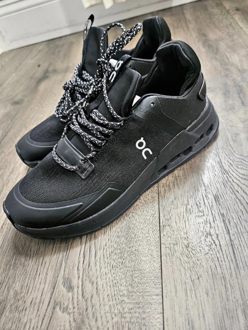 On Cloudnova Black Athletic Shoes